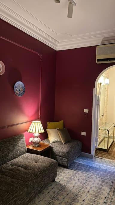 Apartment In Downtown Champollion Street Cairo