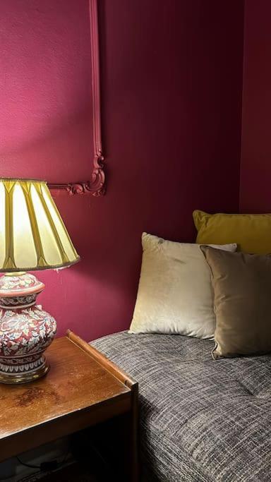 Apartment In Downtown Champollion Street Cairo