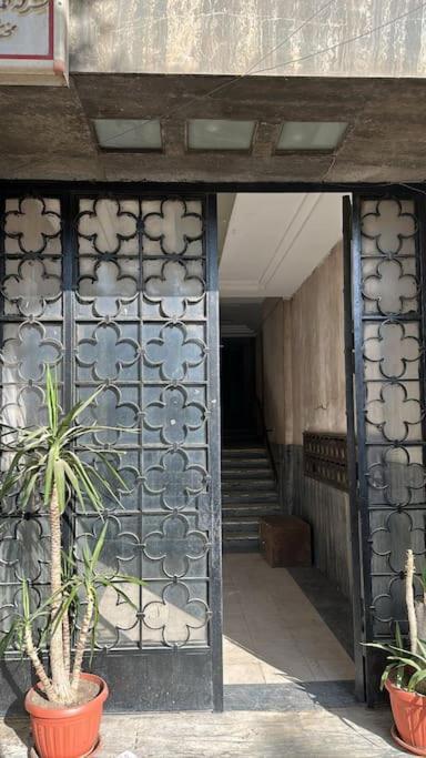 Apartment In Downtown Champollion Street Cairo
